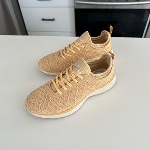 APL Phantom Sneakers in Light Orange/ Cream -9.5